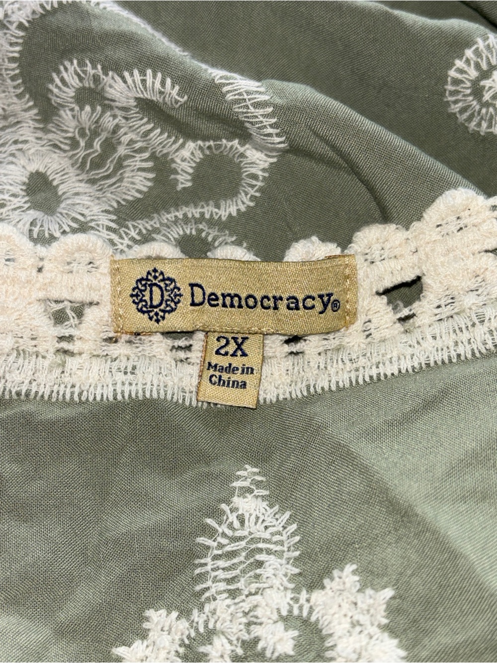Democracy Boho Blouse 2X Lace Crochet Flowy Peasant Eyelet Cottage Embroidered - Picture 5 of 9